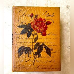 Vintage book/ storage box 4.5x6x2